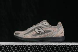 Picture of New Balance 204 _SKUfw23954357984148038fw